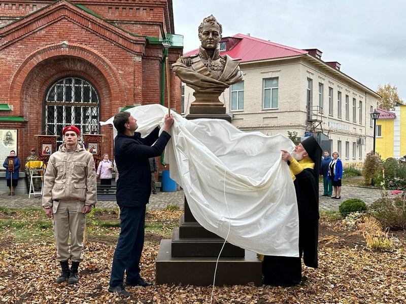 Александровский садик, который создала и развивает Глазовская епархия, - место памяти о российской истории.